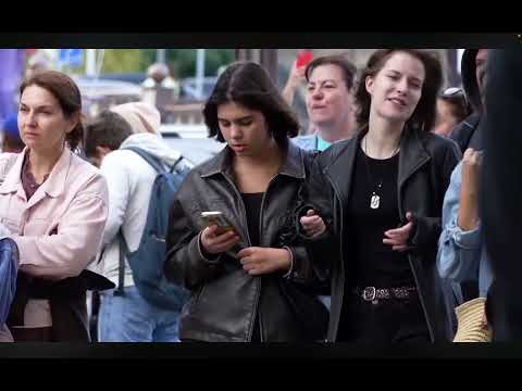 ГИТАРИСТ-ВИРТУОЗ притворился БЕЗДОМНЫМ и шокировал ЛЮДЕЙ | ПРАНК ft. Квашеная