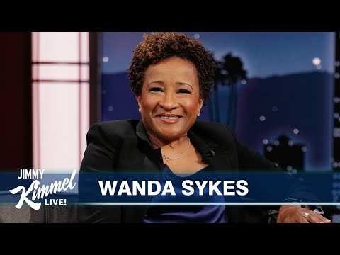 Wanda Sykes on Mystery Balloons in the Sky, Top Secret Security Clearance & The Upshaws in French