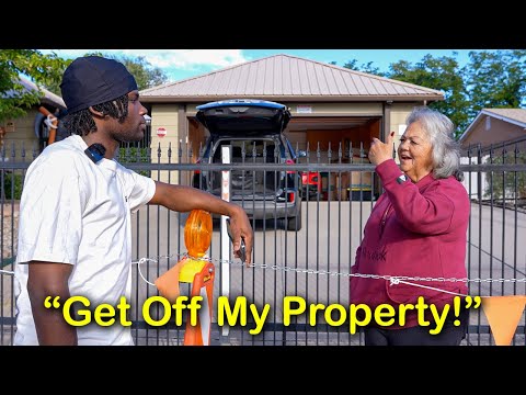 Confronting the Breaking Bad House Karen!