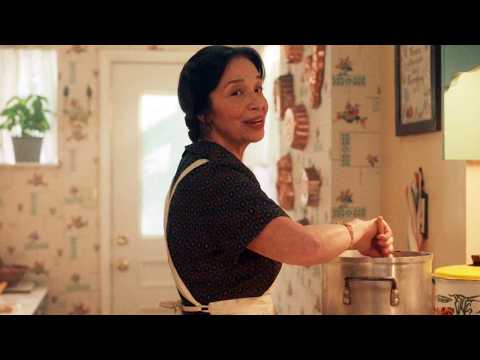 2025Netflix最新电影，这家餐厅不卖菜谱卖情怀，阿嬷们掌勺让食客吃出眼泪！【光影】