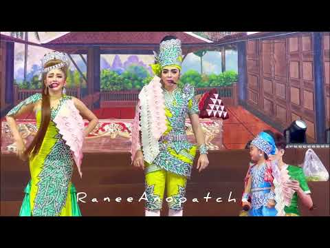 😄ฉากนี้เกือบครึ่งชั่วโมง บีเอ็มเต็มที่ทั้งฉาก ทั้งพูดไม่หยุด เต้นก็ไม่หยุด และหวงป๊ามาก