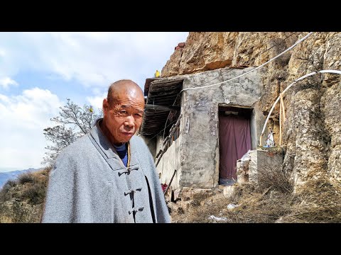 山西五台山62岁老和尚，竟在山洞中苦修21年，上去吓得腿软！