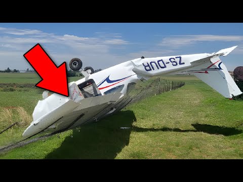 Passenger Films Her Own TERRIFYING Plane Crash!