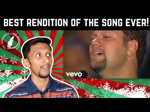 ONE OF THE BEST VOICES EVER? | O Holy Night - David Phelps (Reaction & Vocal Analysis)