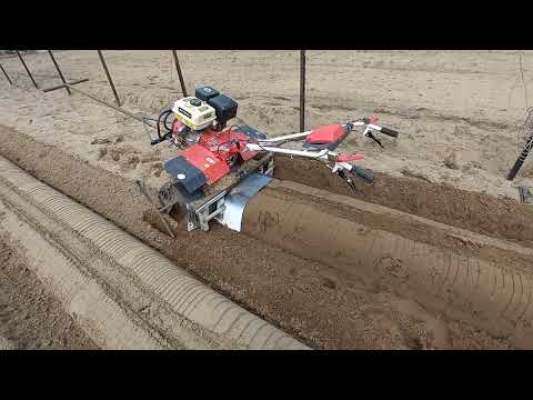 A hillock former with a walk-behind tractor! It will make your work easier!