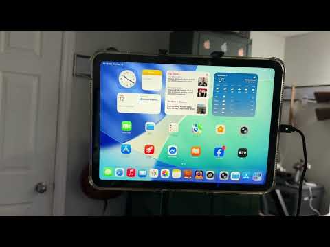 iPad and iPhone iOS 26.1 Review