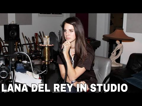 Lana Del Rey In Studio