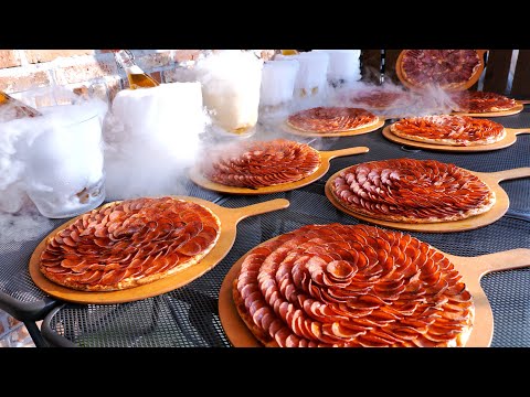 Pepperoni bomb! Korean Style pizza! Craft beer ! | Korean Food