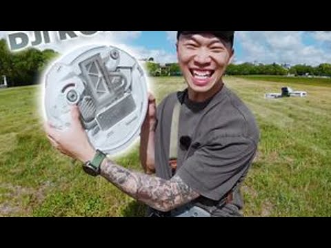 大疆首款扫地机器人！你没看错！它来了！ 身为一名户外摄影师打扫家里永远是最麻烦的事情没有想到！大疆也做起了扫地机器人？还用上了无人机同款避障和路径规划今天就带大家看看到底怎么个事-...