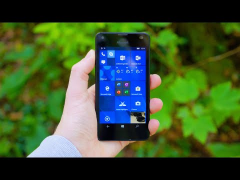 Using a Windows Phone In 2026 Review