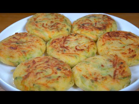 西葫芦不在炒着吃了，教你从没见过的做法，几分钟出锅解决一家人的早餐，外皮酥脆，内里软嫩，好吃不油腻#like #美食教程 #cooking