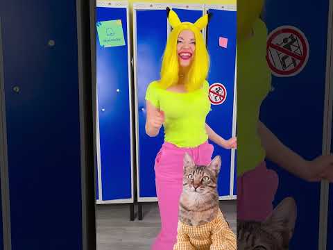 Candy-Paw Cat Magic! 🍭🐾✨ #Shorts