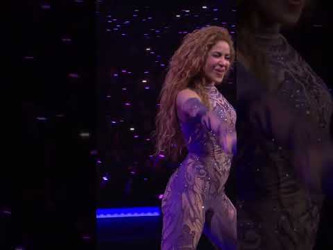 The she wolves of Atlanta were fire tonight, my pack is back! 🔥🐺 #LMYNLWorldTourAtlanta