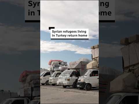 Syrian refugees living in Turkey return home