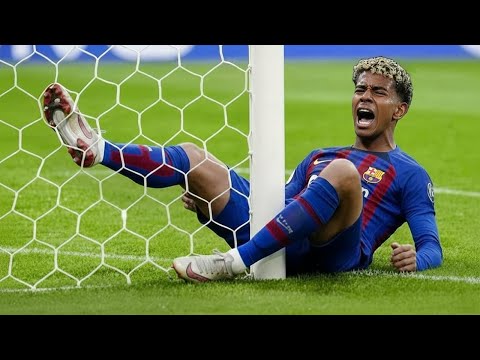 Football Challenge: If You Laugh, You Lose