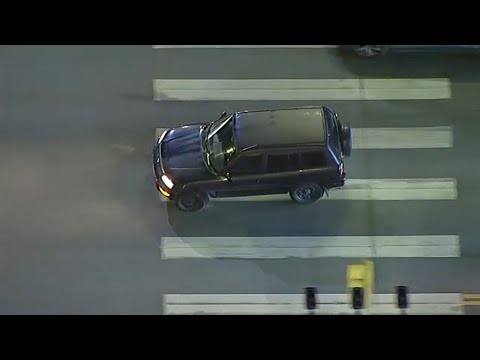 Police chase in San Fernando Valley ends in wild crash