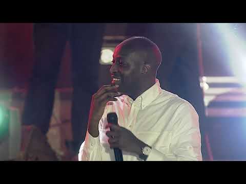 Dusin Oyekan at The Experience 20