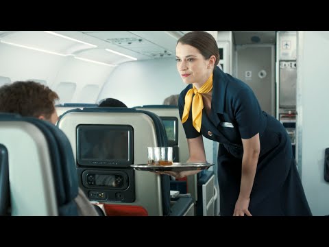 奇异博士最新电影,中年男人失业没有收入,妻子不仅没有包容,还对他满是抱怨嫌弃