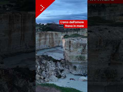L'arco dei faraglioni di Sant'Andrea frana in mare: sparisce uno dei simboli del Salento