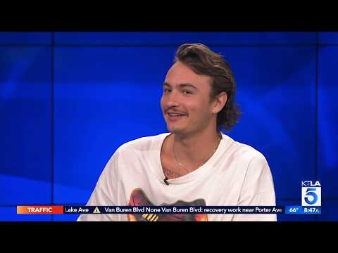 Brandon Thomas Lee Reflects on his Journey to Sobriety & "The Hills" Reboot