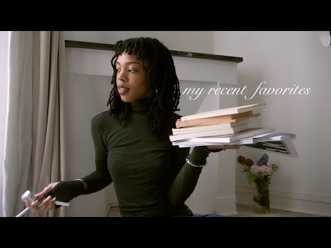 things I've been loving & consuming as of recent – media, literature, beauty, stationary