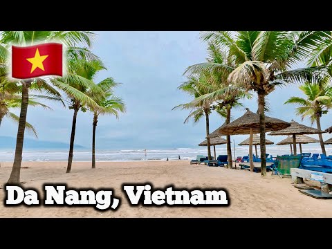 Da Nang Beach & Tourist Area Walk 🎄 | Weather, Construction & Food Spots