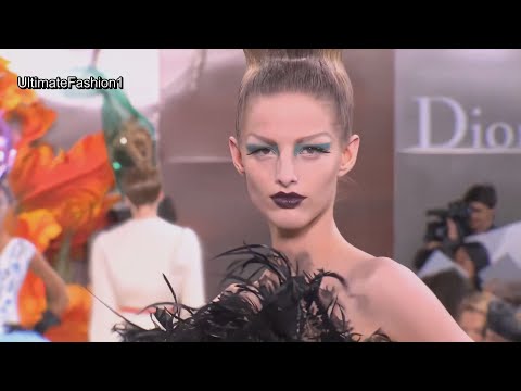 Christian Dior Haute Couture Fall Winter 2010 - backstage & full show