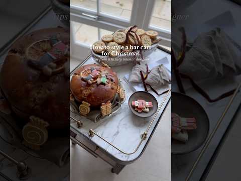 How to style a drinks trolley for Christmas #christmasdrinkstrolley #barcartstyling