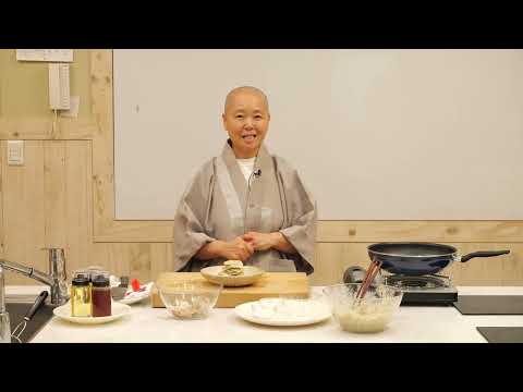 [Fall-Spring Lotus Root and Perilla Leaf Salad] Super easy #lotusrootsalad! The more you add, the...