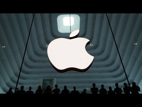 Apple Event to Put Focus on ‘Existential Risk’ of AI Struggles