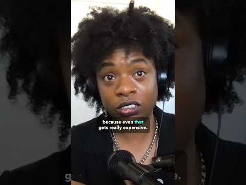 Folk-punk darling @sunnywarmusic talks her rise from busker to the stage | Because of TIDAL RISING