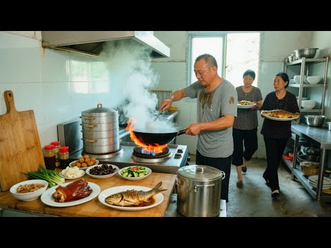 Amazing! A Chinese rural restaurant where one chef prepares a feast for 300 people!
