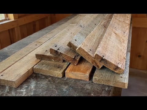 The Best Way To Use Old Wood // The Perfect Wood Recycling Project