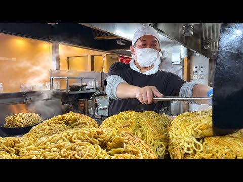 Legendary Fried Noodles: 250 Meals Daily! 40 Years of Mastery! Japan’s Salaryman Soul Food