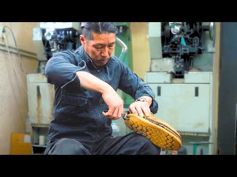 [RED WING 875 RESURRECTION] Destroyed Boots Brought Back to Life by Master Japanese Craftsman!