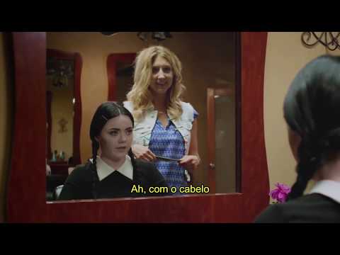 Wednesday Addams Adulta -  Corte de cabelo