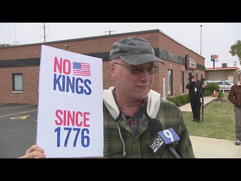 Protesters and senators gather at Broadview ICE facility amid legal battles