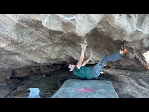 "Pebbles, Low" (7C/V9 - FA) | Copper Rocks, Dunsborough
