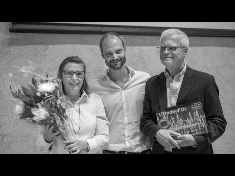 Remise du trophée de "L'Onde d'Or" à Jean Maurer