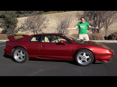 The Lotus Esprit V8 Is an Underrated Exotic Sports Car