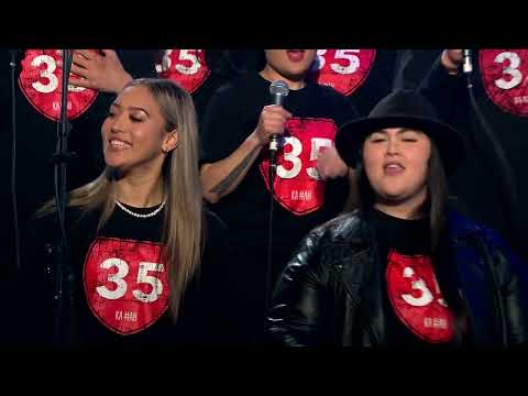 Waiatatia ai e Rob Ruha me te rōpū Ka Hao te waiata 35! (16/09/22) | Te Kaupapa