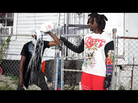 Paying Strangers in the Trenches to Drink the World’s Hottest Sauce 2