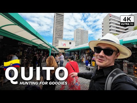 🇪🇨 Hunting for Goodies in Quito's Artisan Market - Ecuador