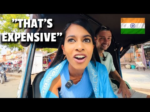 Bargaining like a local in India, they didn't like it 🇮🇳