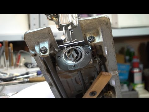 Centering the shuttle device