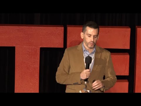 Μας ανήκουν τα παιδιά μας; | Φώτης Παπαναστασίου | TEDxAgrinio