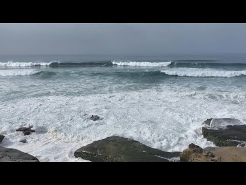 CBS 8 drone captures high surf, huge waves at Windansea Beach in La Jolla