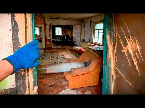 They left this to ROT?! Incredible treasures in an abandoned house!