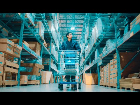 A Productive Start to 2025 | New Desk Setup, Goals, & Resolutions