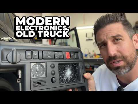 I Modernized My FREE Range Rover for Under $1,000 (CarPlay + Cameras in a ’90s P38)